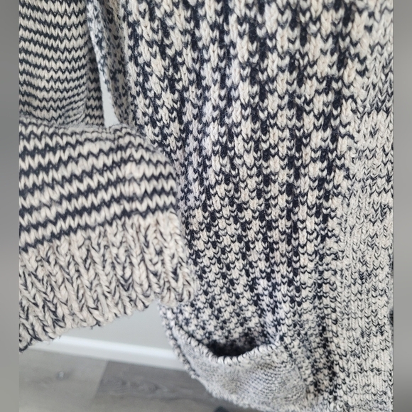 Market & Spruce Knit Open Cardigan Medium - Picture 5 of 5